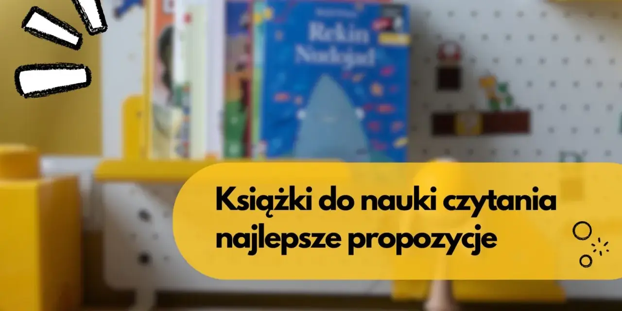 Kolorowe książki na półce, idealne wyrazy do nauki czytania dla dzieci.