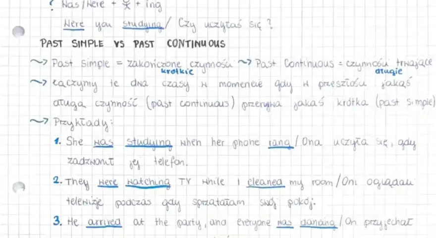 Notatki z angielskiego: Past Simple vs Past Continuous. Przykład: "She was studying when her phone rang" - ona uczyła się, gdy zadzwonił telefon.