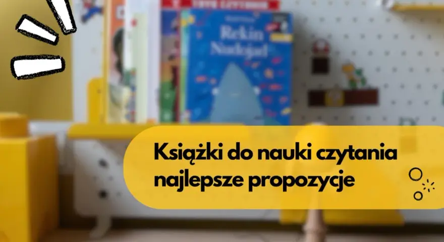 Kolorowe książki na półce, idealne wyrazy do nauki czytania dla dzieci.